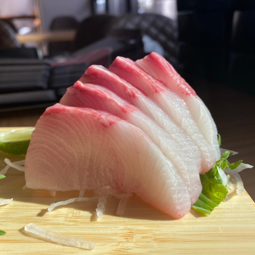 White fish sashimi 4pz